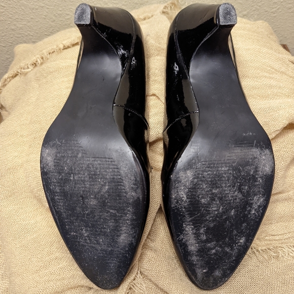 Studio Works - Picture 3 of 6